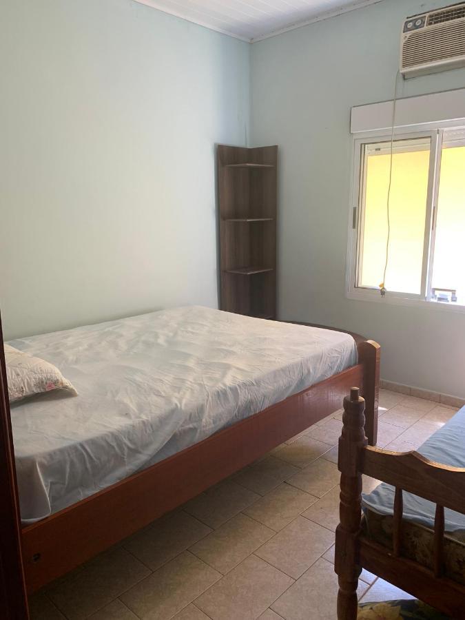 Casa Agradavel Ha 80 Metros Praia Toninhas 우바투바 외부 사진